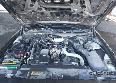 2008 Ford Crown Victoria Police/Police Interceptor z USA, uszkodzony, nr VIN 2FAHP71V38X123473